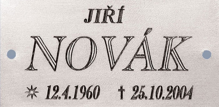 Engraved urn label 8 - Funeral Service Helfi Prague